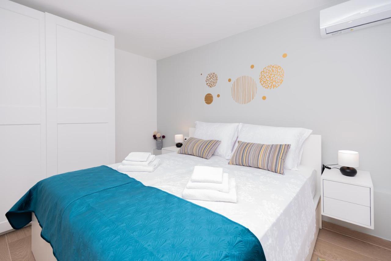 Apartment Emmi Omiš Exteriör bild